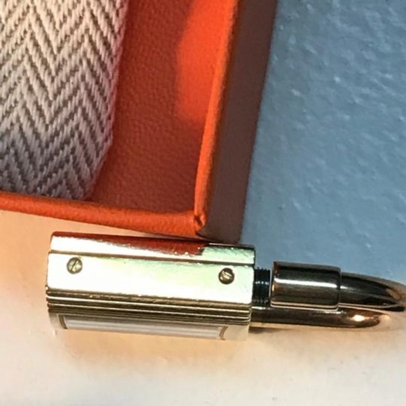 HERMÈS KELLY WATCH WITH LEATHER BRACELET - Picture 5 of 12